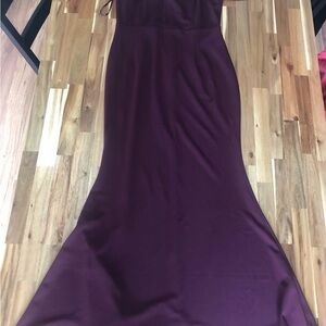 Elegant Plum Maxi Dress with Sleek Silhouette